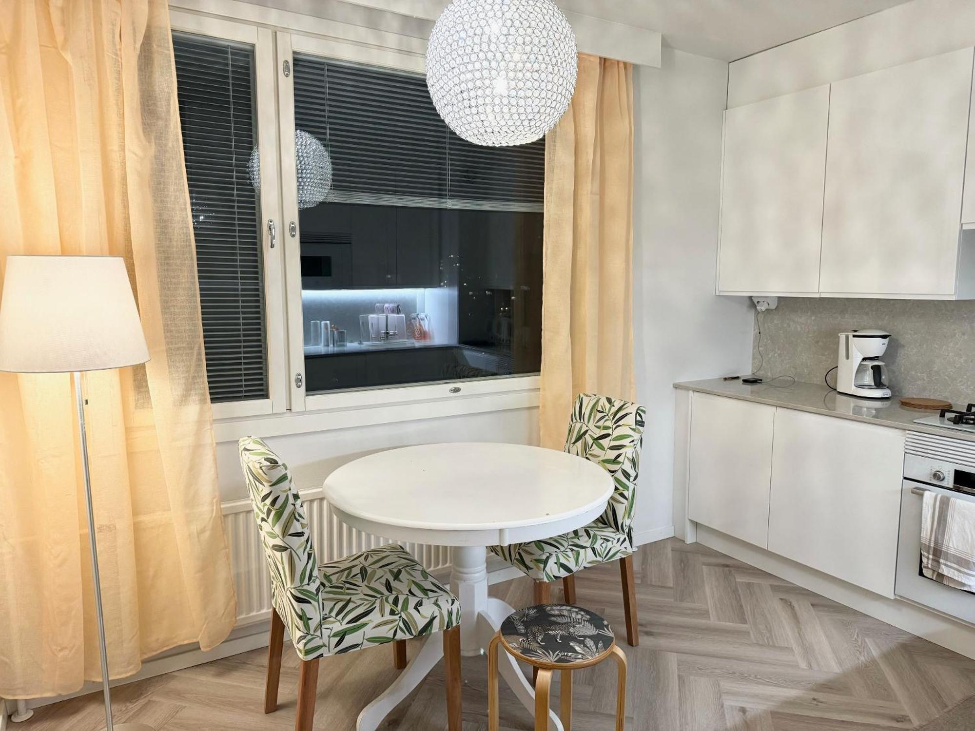 Pihlajisto 2 - 7th Floor With A Great View, Free Parking